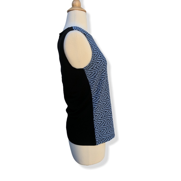 Blue & black geometric print work top NWT - Picture 4 of 4